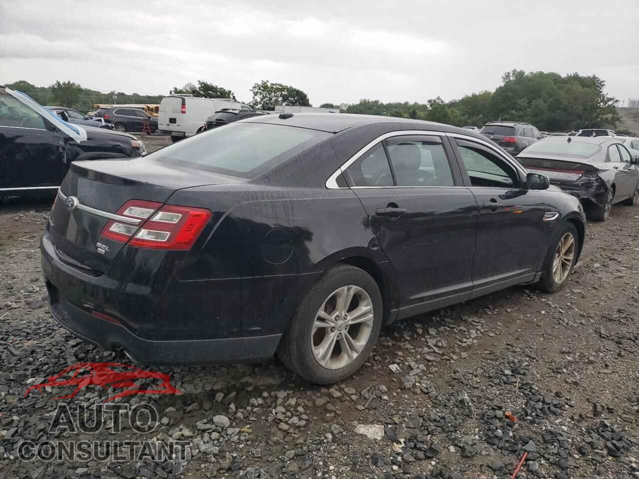 FORD TAURUS 2013 - 1FAHP2H82DG222983
