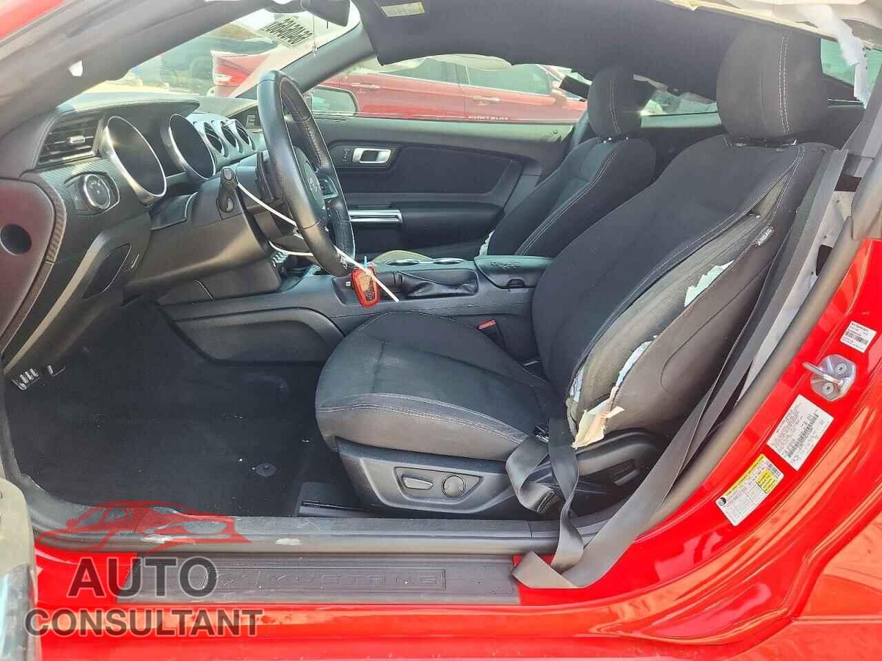 FORD MUSTANG 2021 - 1FA6P8TH5M5153686