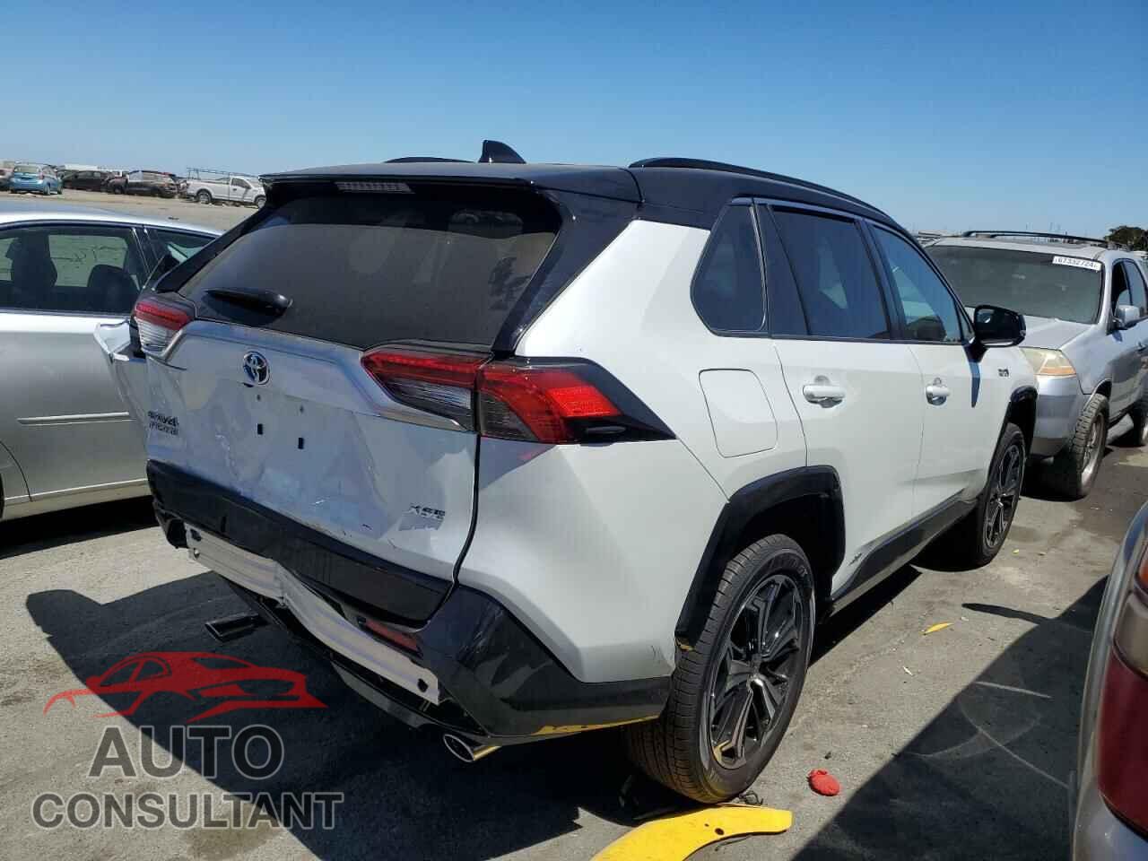 TOYOTA RAV4 2024 - JTMEB3FVXRD207926