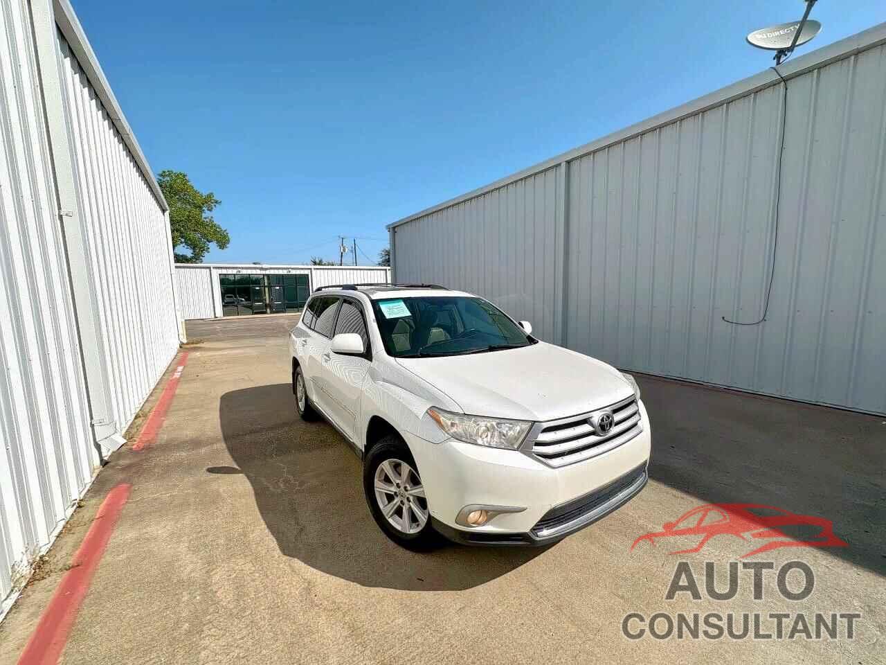 TOYOTA HIGHLANDER 2012 - 5TDZK3EH4CS071589