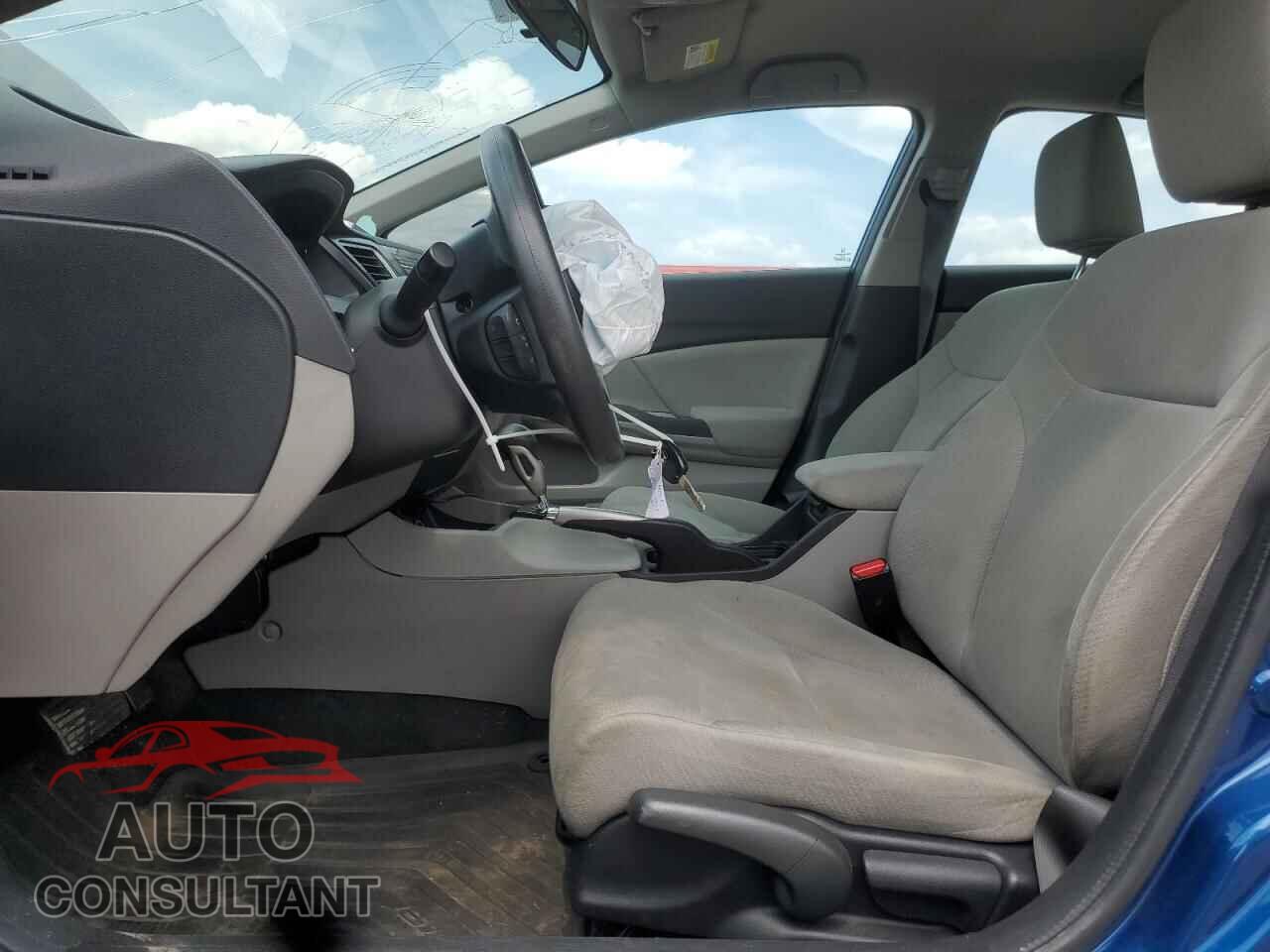 HONDA CIVIC 2013 - 19XFB2F58DE082818