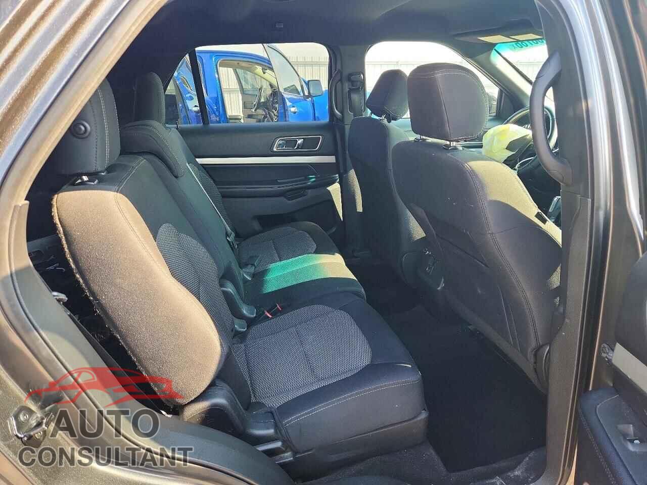 FORD EXPLORER 2017 - 1FM5K7D8XHGA97618