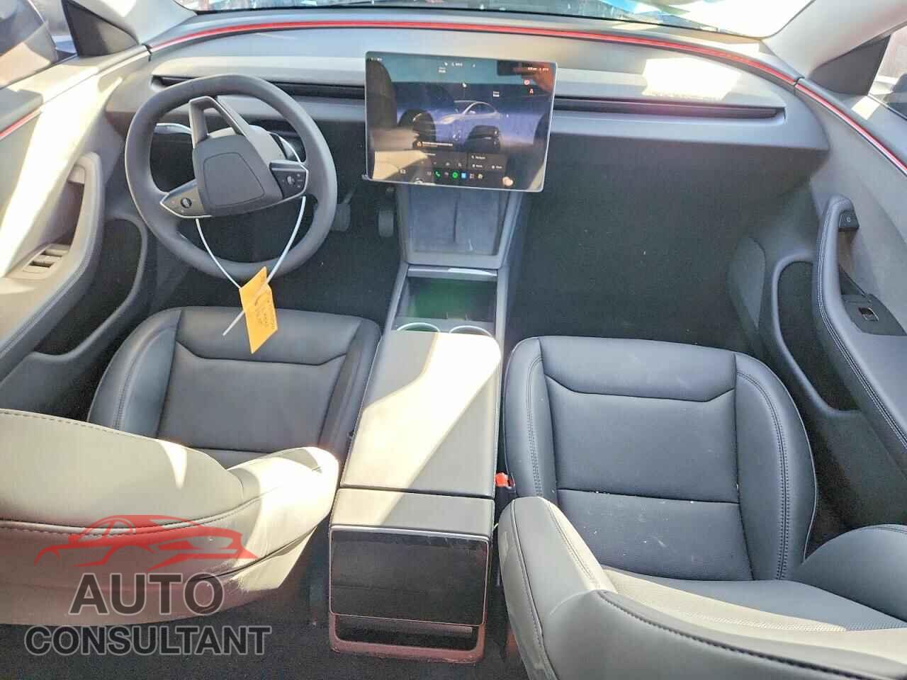 TESLA MODEL 3 2026 - 5YJ3E1EA4TF214498