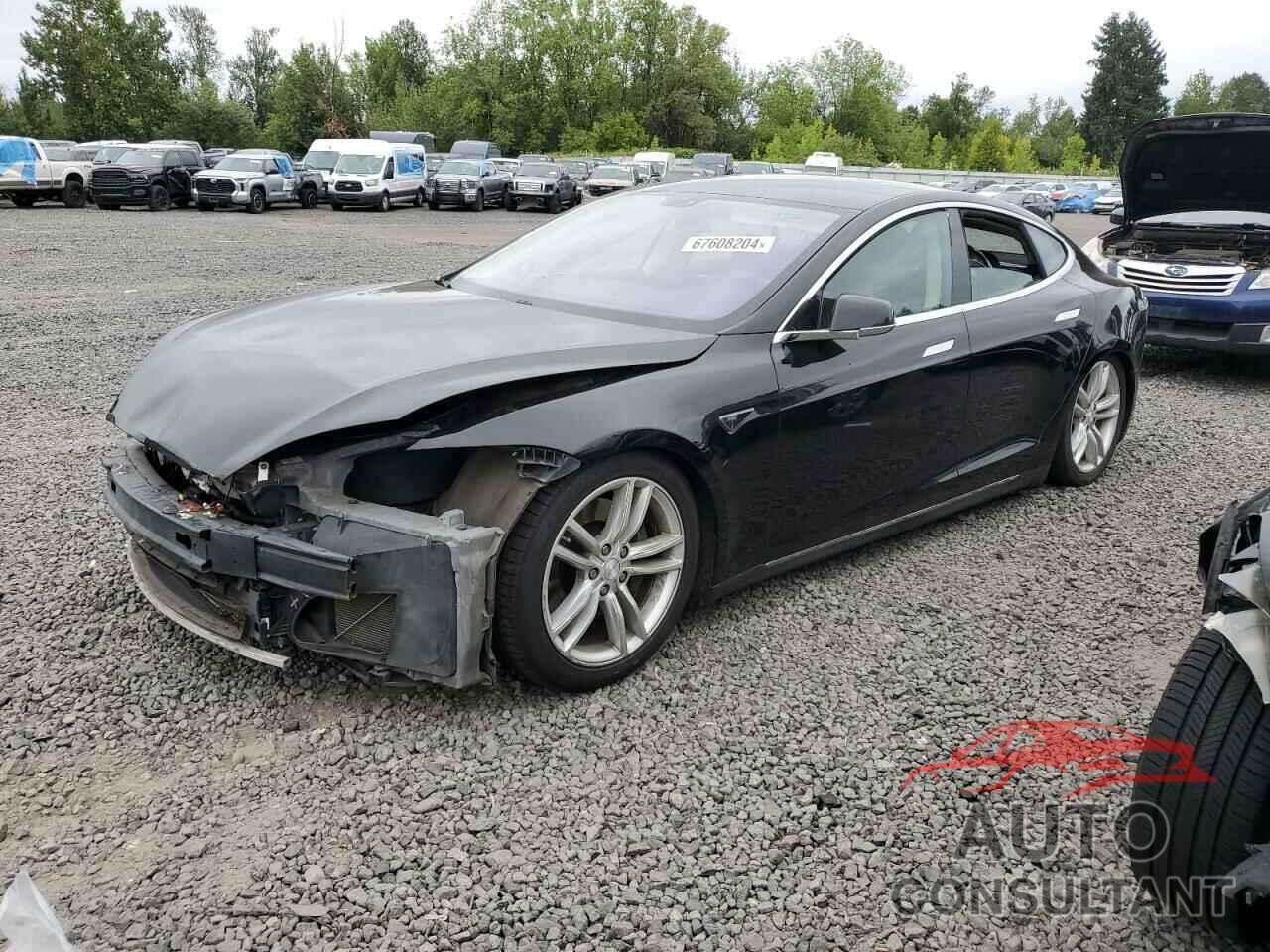 TESLA MODEL S 2013 - 5YJSA1DPXDFP05138