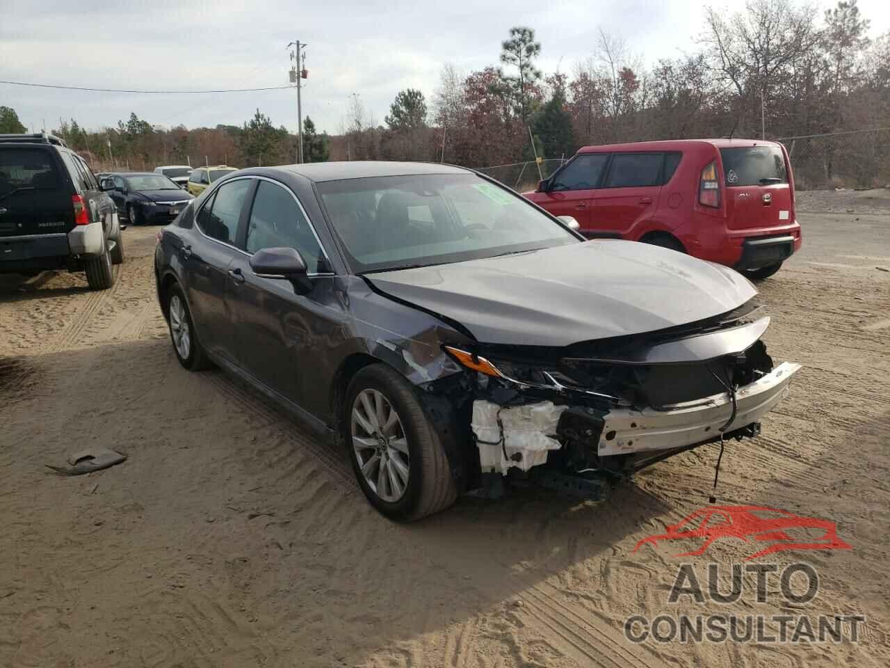 TOYOTA CAMRY 2018 - 4T1B11HK3JU544712