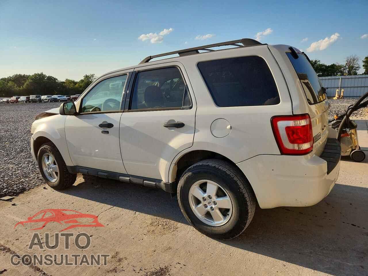 FORD ESCAPE 2010 - 1FMCU0D74AKD47924