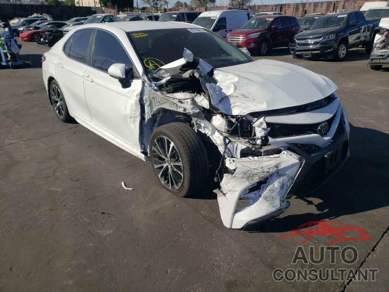 TOYOTA CAMRY 2020 - 4T1G11AK0LU506387