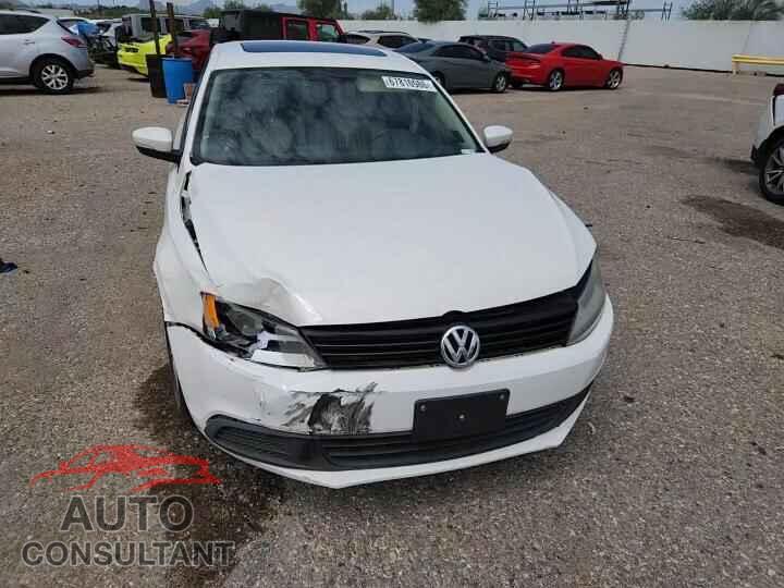VOLKSWAGEN JETTA 2012 - 3VWLL7AJ5CM360111