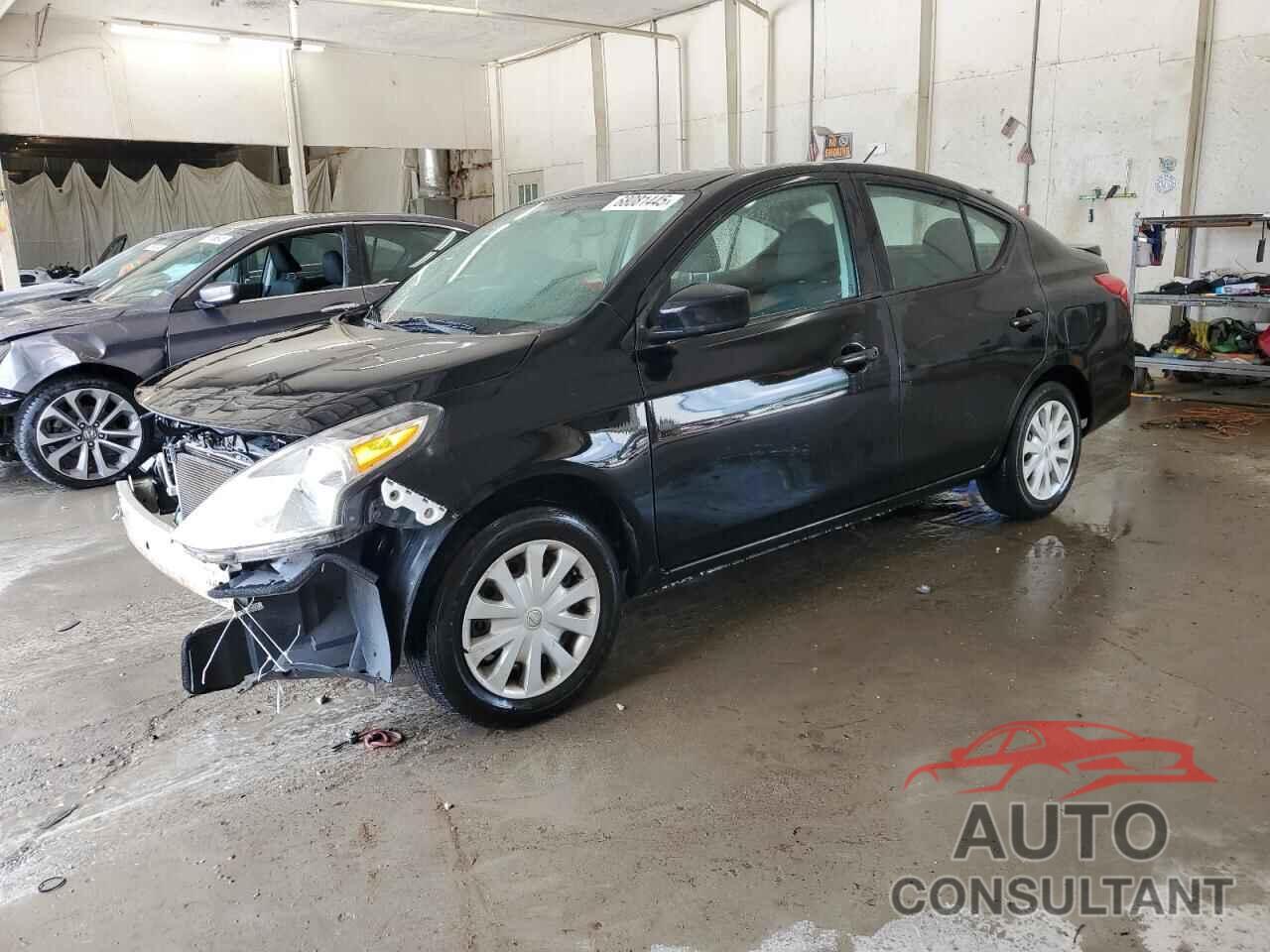 NISSAN VERSA 2018 - 3N1CN7AP3JL881951