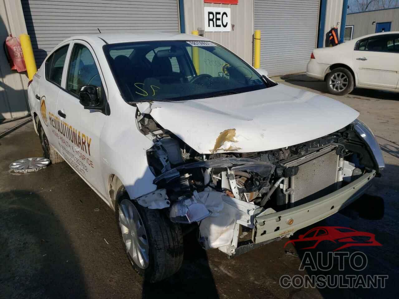 NISSAN VERSA 2019 - 3N1CN7AP2KL864740