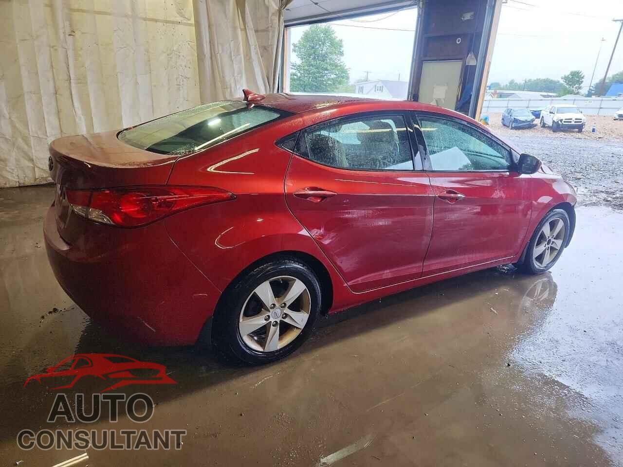 HYUNDAI ELANTRA 2013 - KMHDH4AE5DU577273