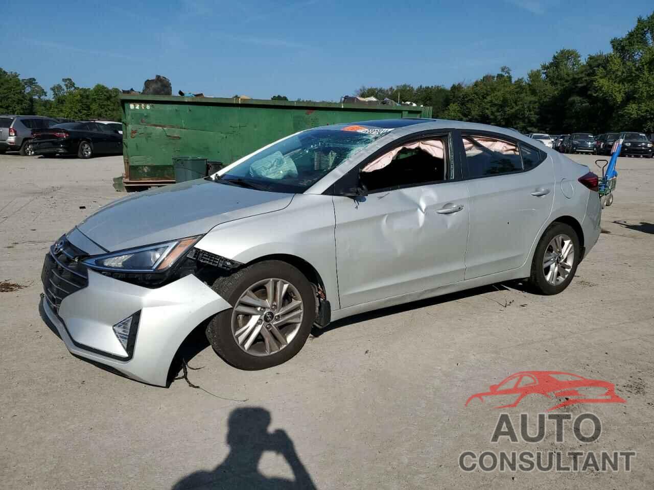 HYUNDAI ELANTRA 2019 - 5NPD84LF8KH474947