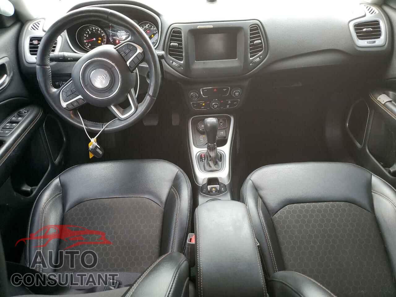 JEEP COMPASS 2020 - 3C4NJDBB4LT125468