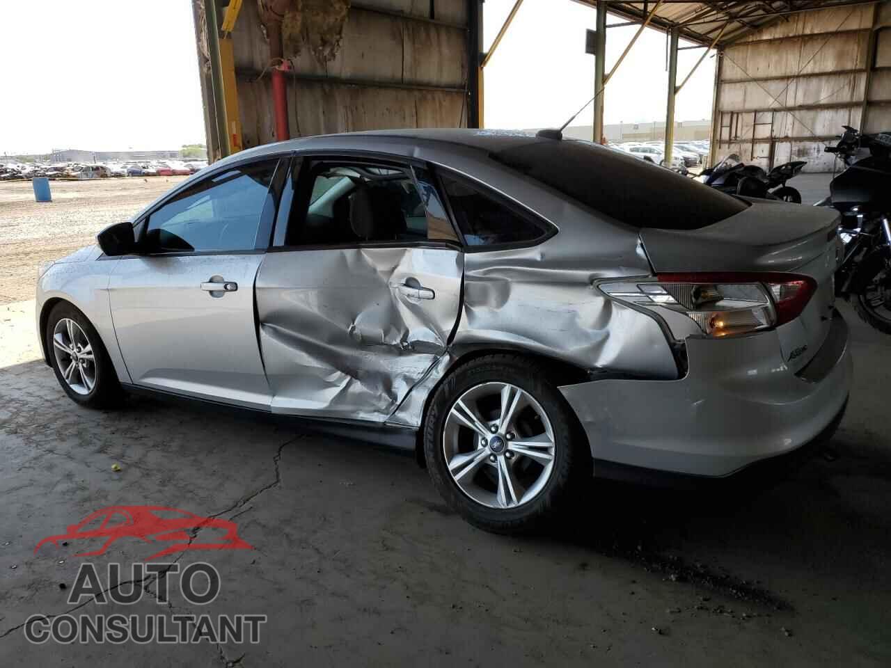 FORD FOCUS 2014 - 1FADP3F26EL373725