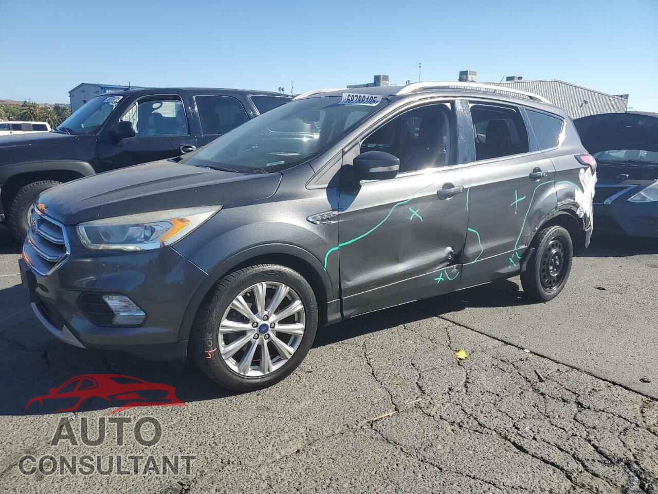 FORD ESCAPE 2017 - 1FMCU0JD4HUC80783