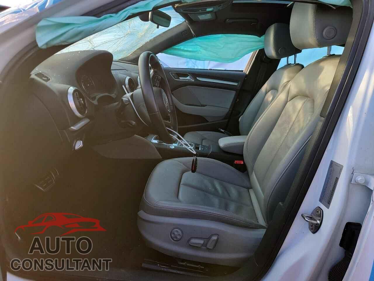 AUDI A3 2017 - WAUAUGFF4H1061609