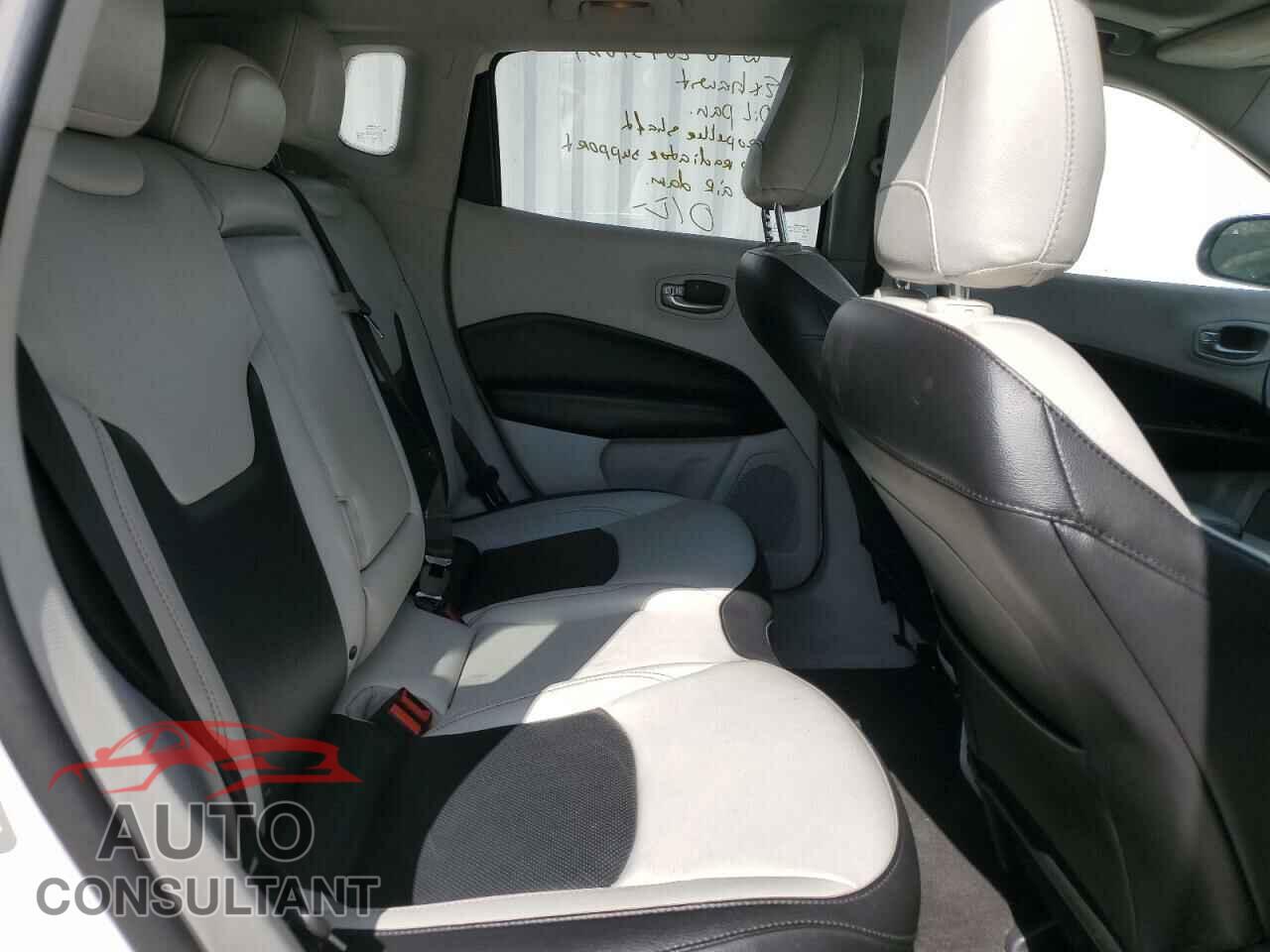 JEEP COMPASS 2021 - 3C4NJDCB9MT600063