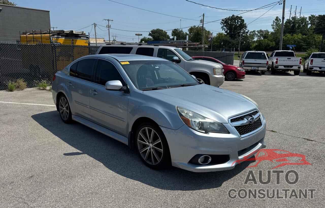 SUBARU LEGACY 2013 - 4S3BMCG67D3024843