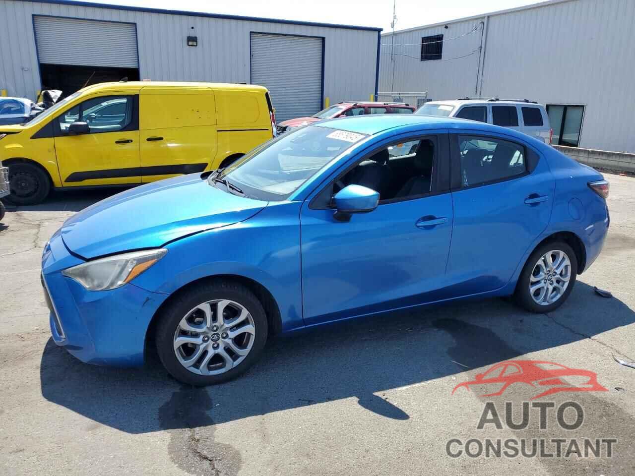 TOYOTA YARIS 2017 - 3MYDLBYV4HY165766