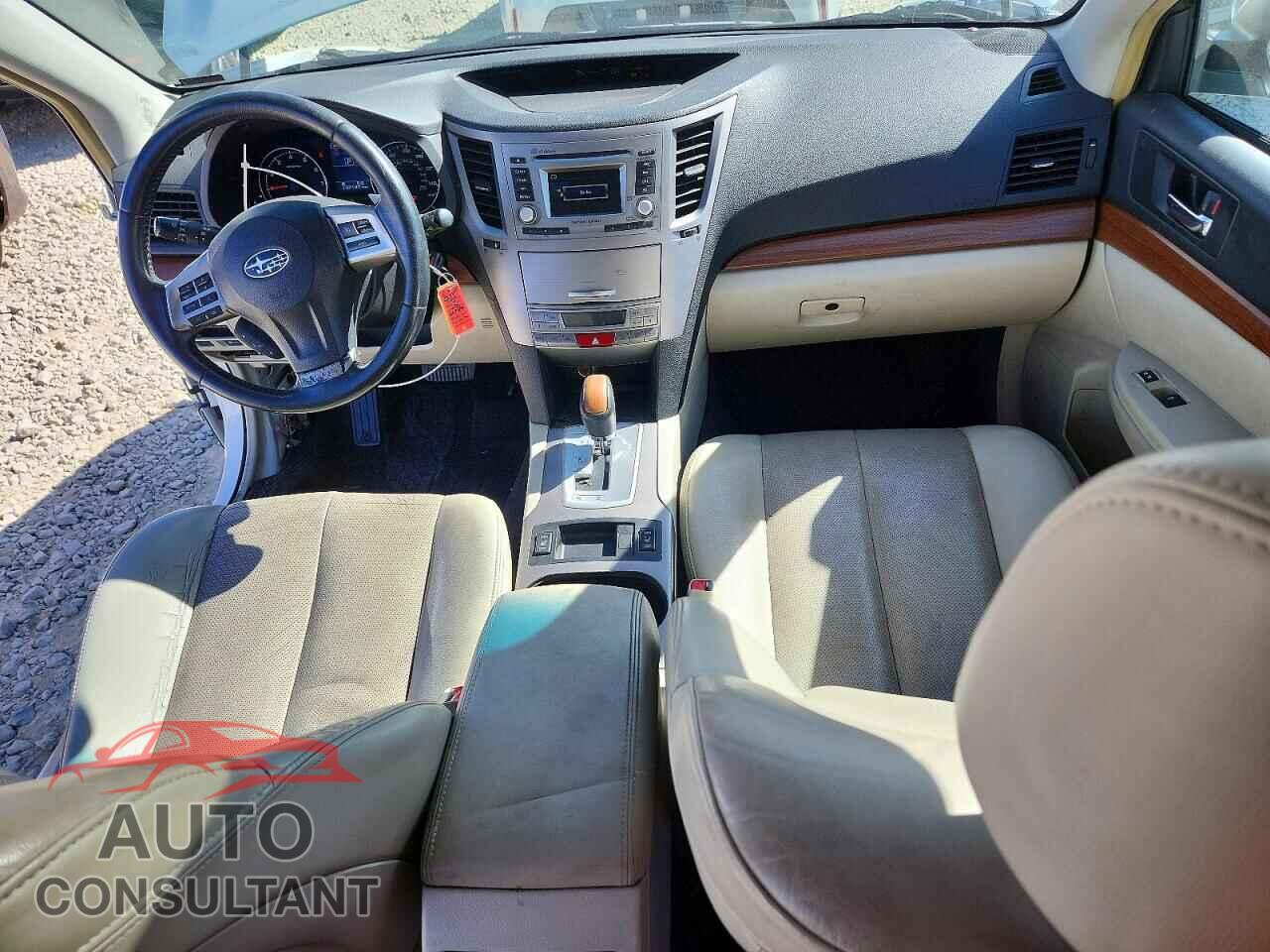 SUBARU OUTBACK 2014 - 4S4BRBLC1E3321689