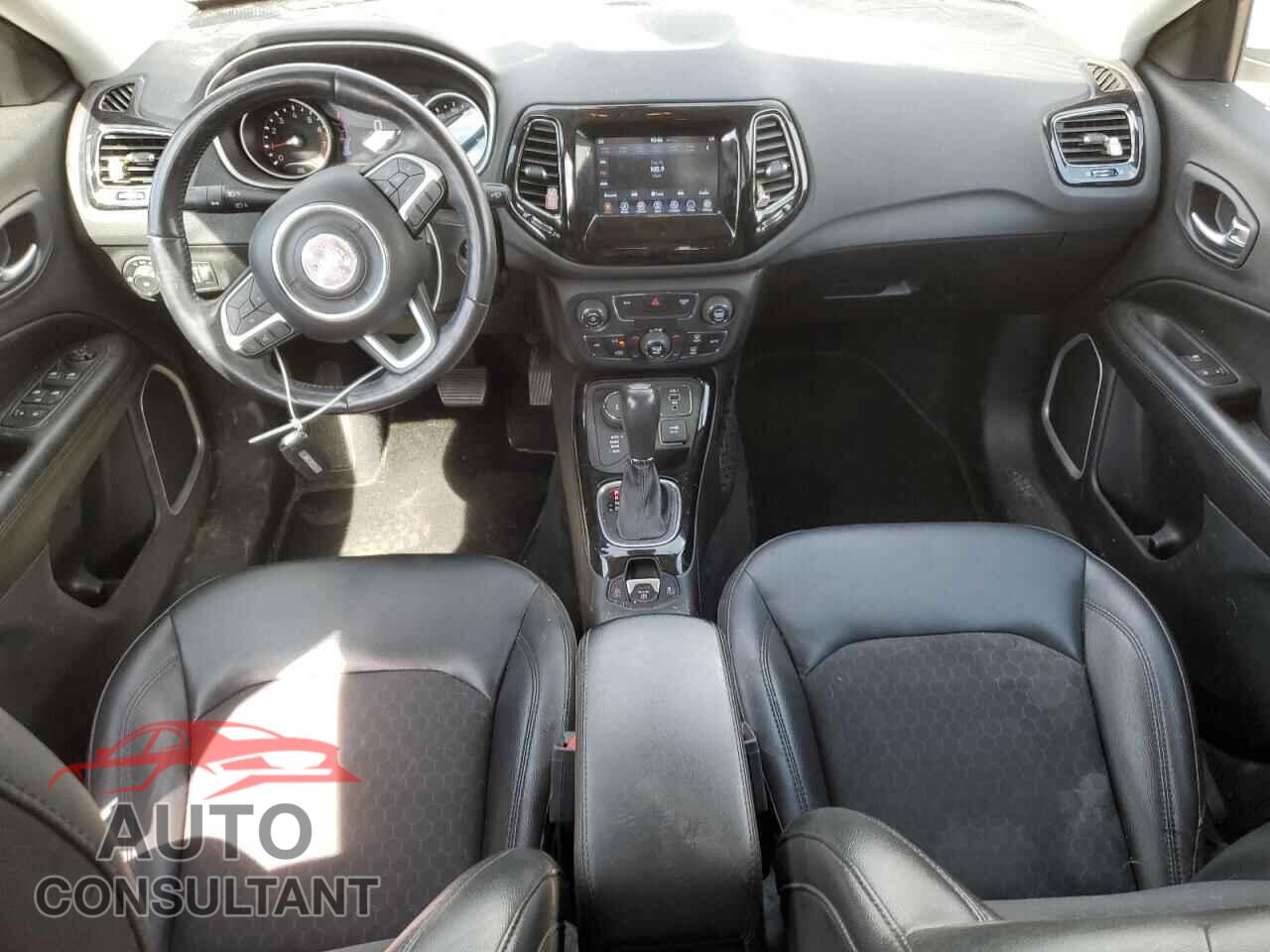 JEEP COMPASS 2019 - 3C4NJDBB4KT661948