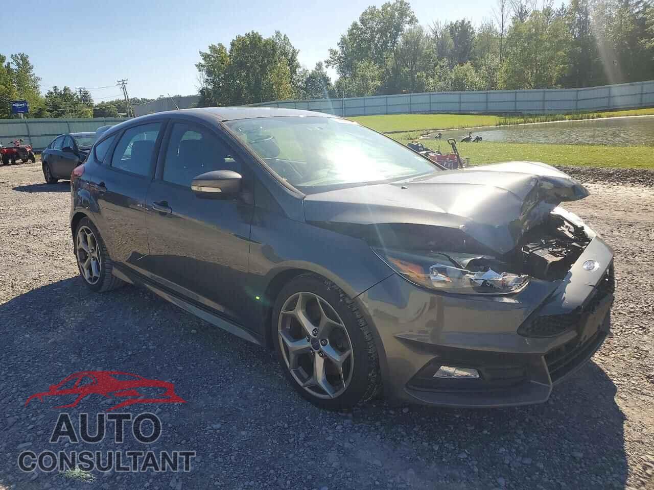 FORD FOCUS 2017 - 1FADP3L92HL260246