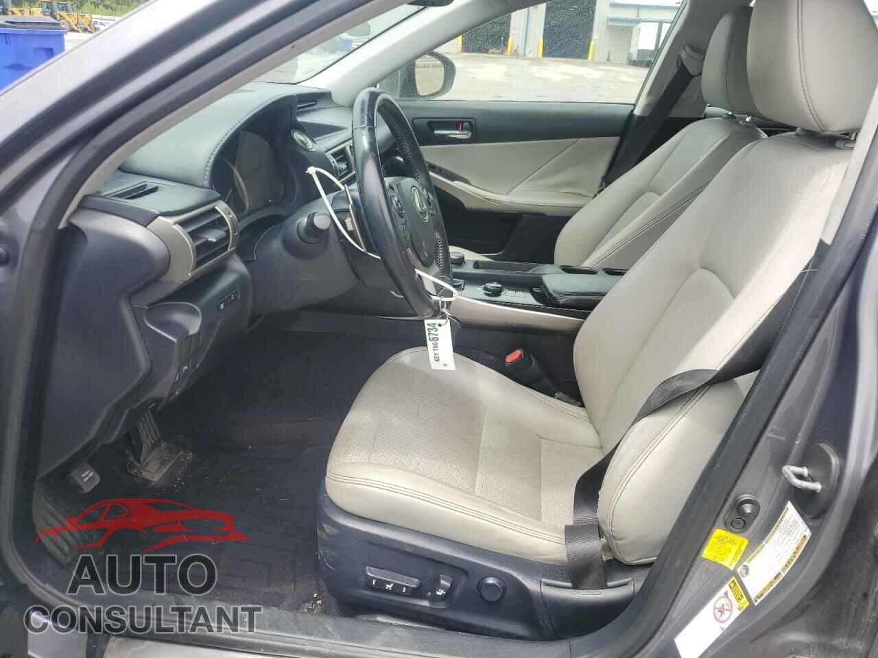 LEXUS IS 2014 - JTHBF1D25E5020603