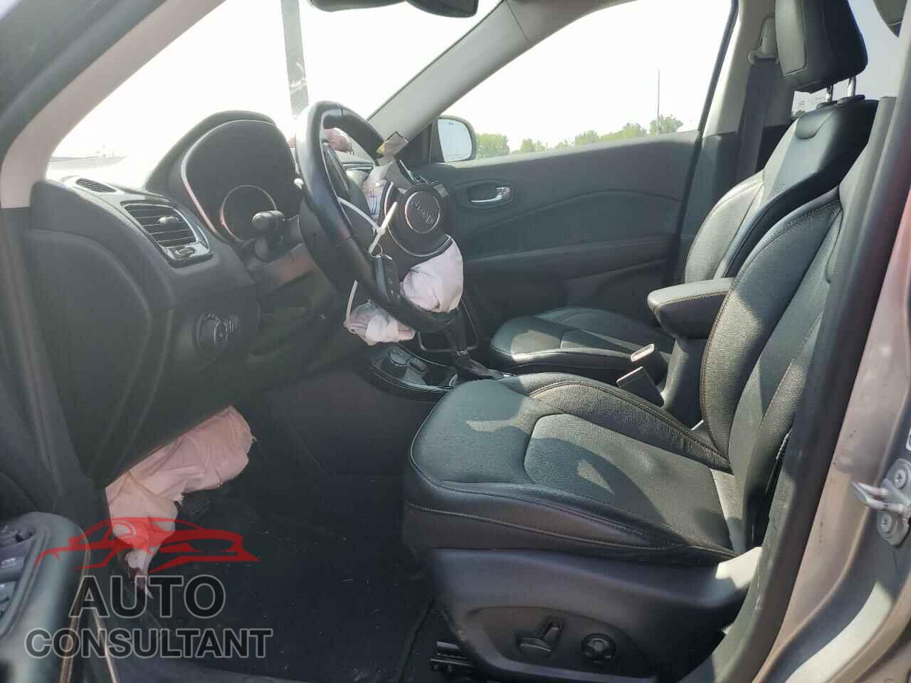JEEP COMPASS 2021 - 3C4NJDCB5MT503510