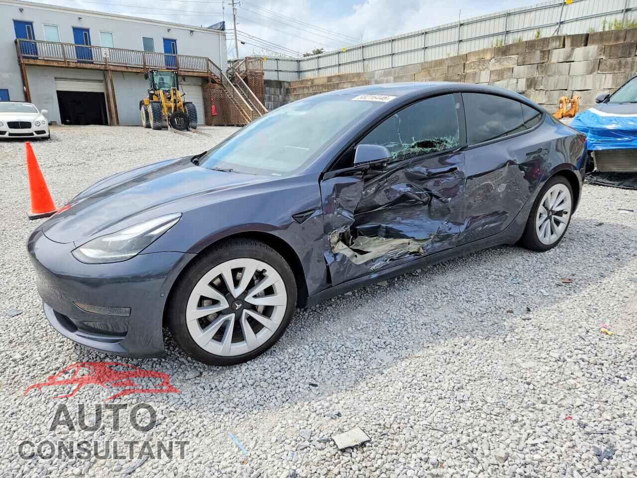 TESLA MODEL 3 2022 - 5YJ3E1EA0NF142959