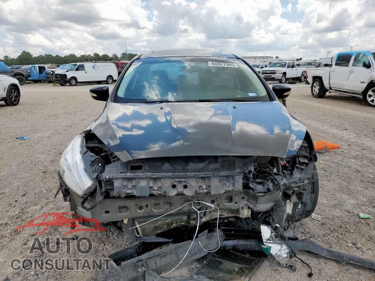 FORD FOCUS 2015 - 1FADP3J28FL386663
