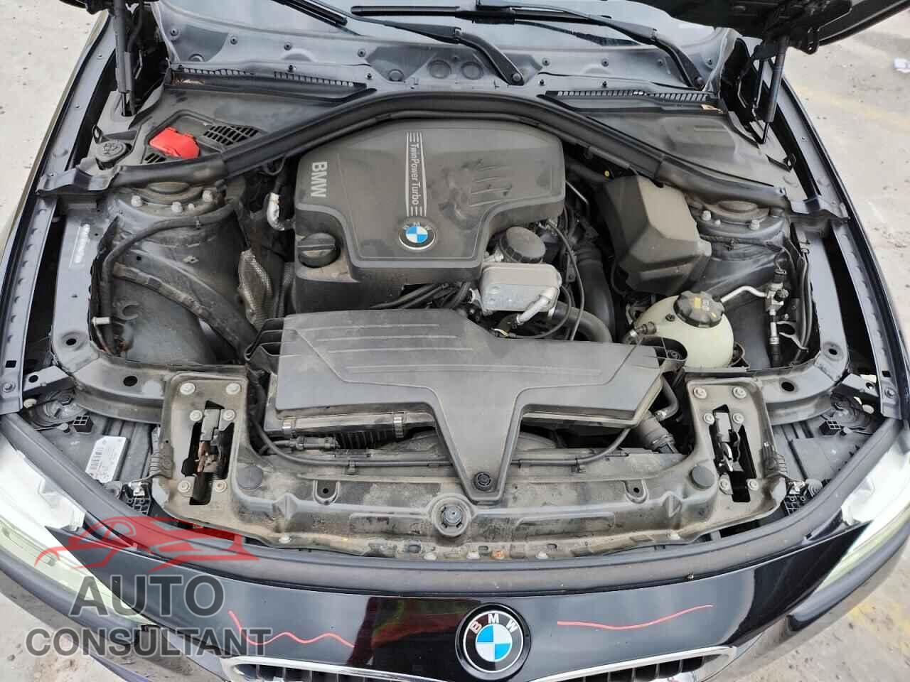 BMW 3 SERIES 2016 - WBA8E3G5XGNU01329