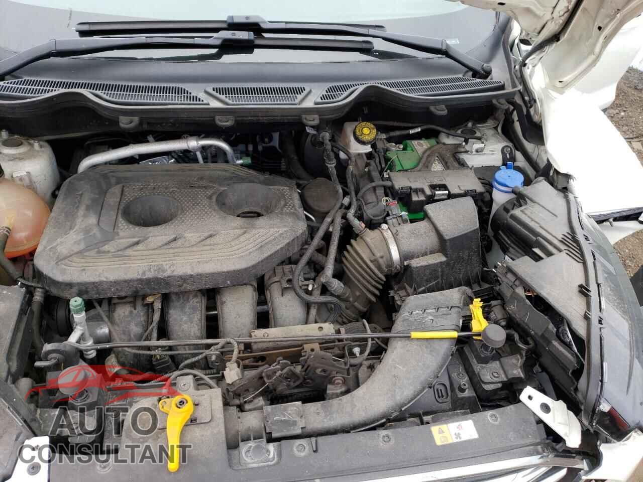 FORD ECOSPORT 2021 - MAJ6S3KL6MC425410