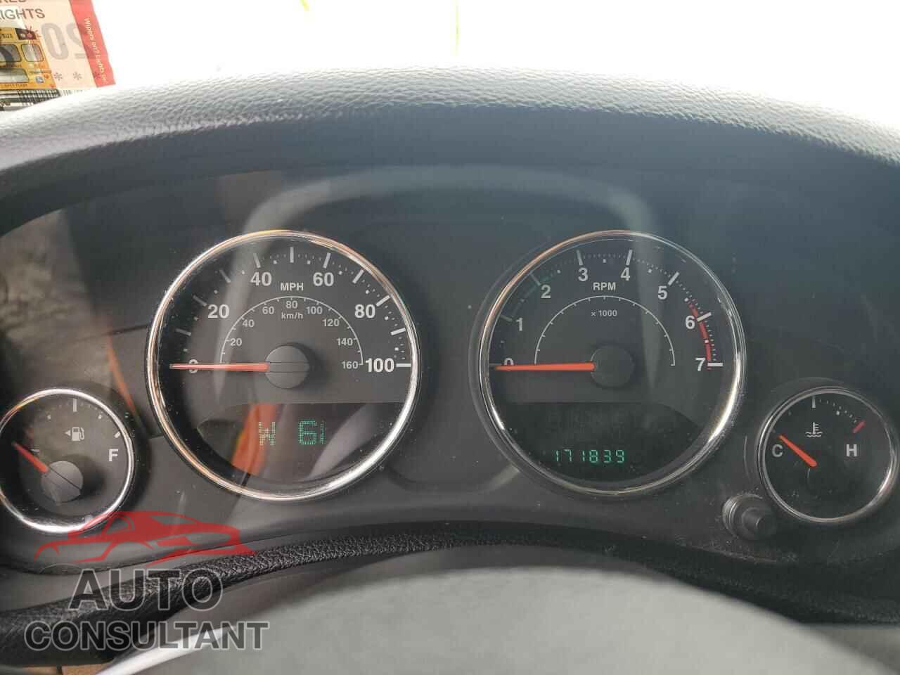 JEEP WRANGLER 2011 - 1J4AA5D16BL517963