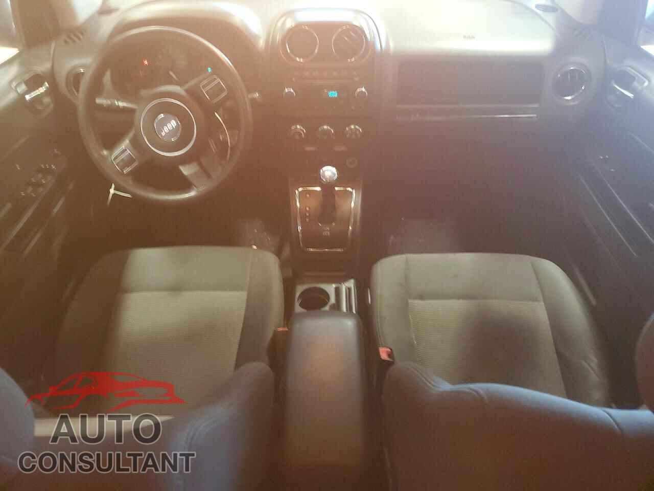 JEEP COMPASS 2012 - 1C4NJDBB6CD555590