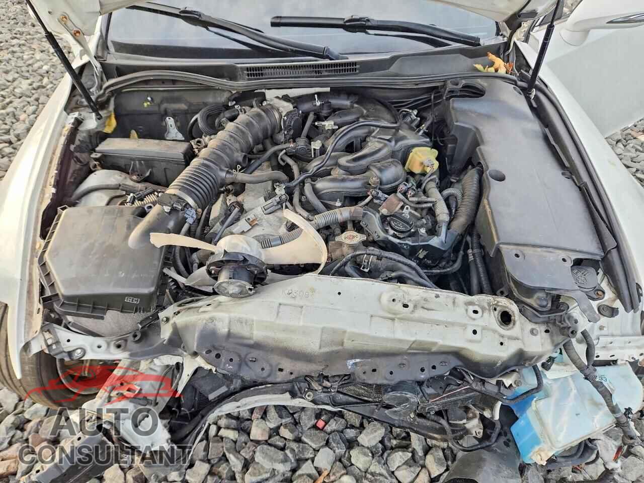 LEXUS IS 2012 - JTHCF5C24C5054316