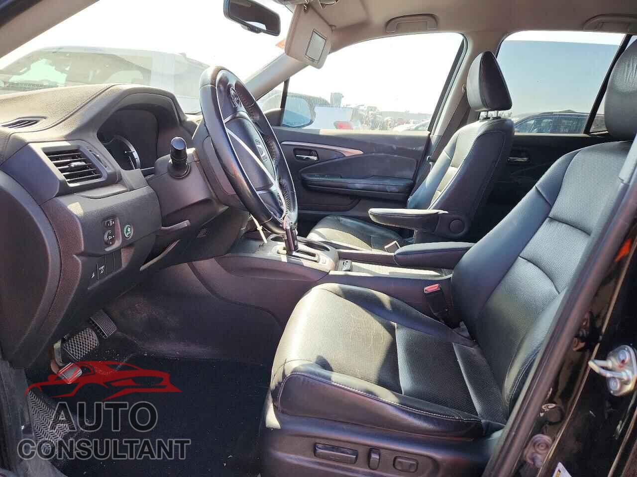 HONDA RIDGELINE 2017 - 5FPYK3F58HB022351