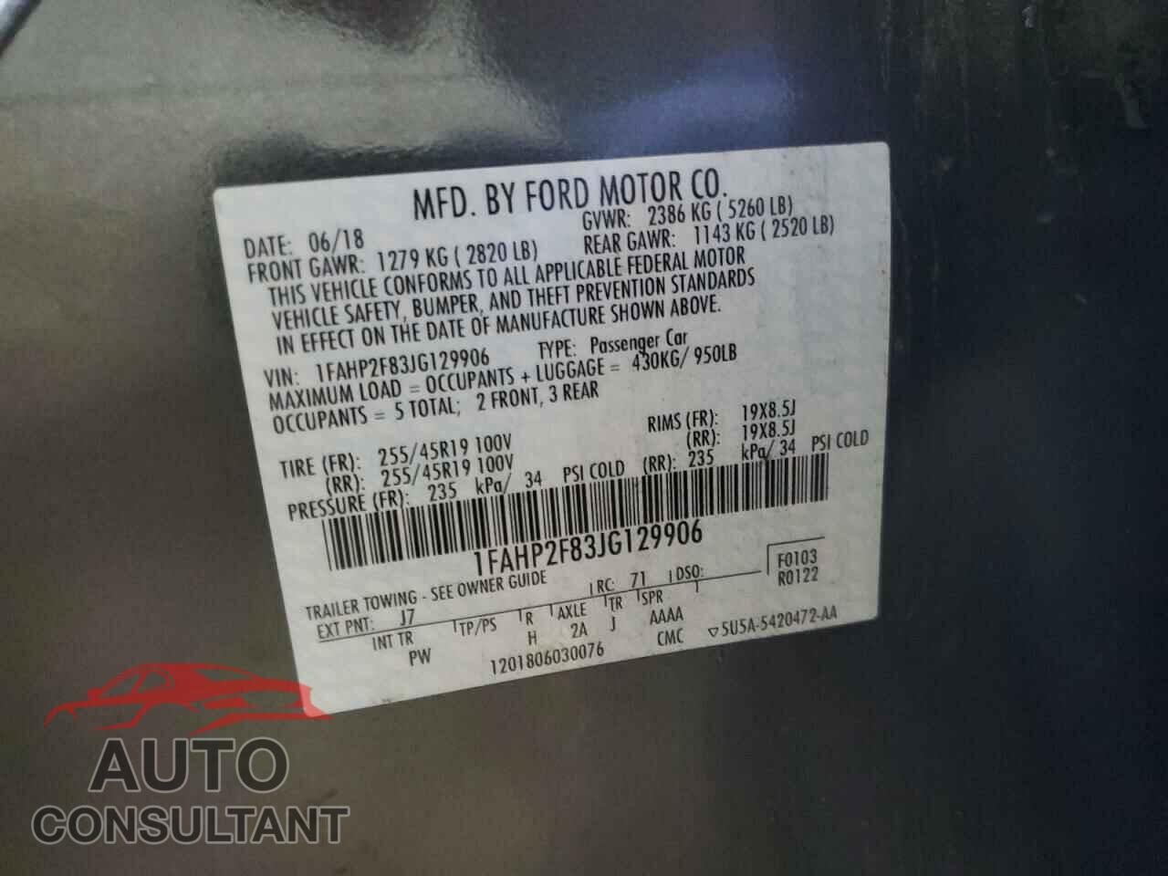 FORD TAURUS 2018 - 1FAHP2F83JG129906
