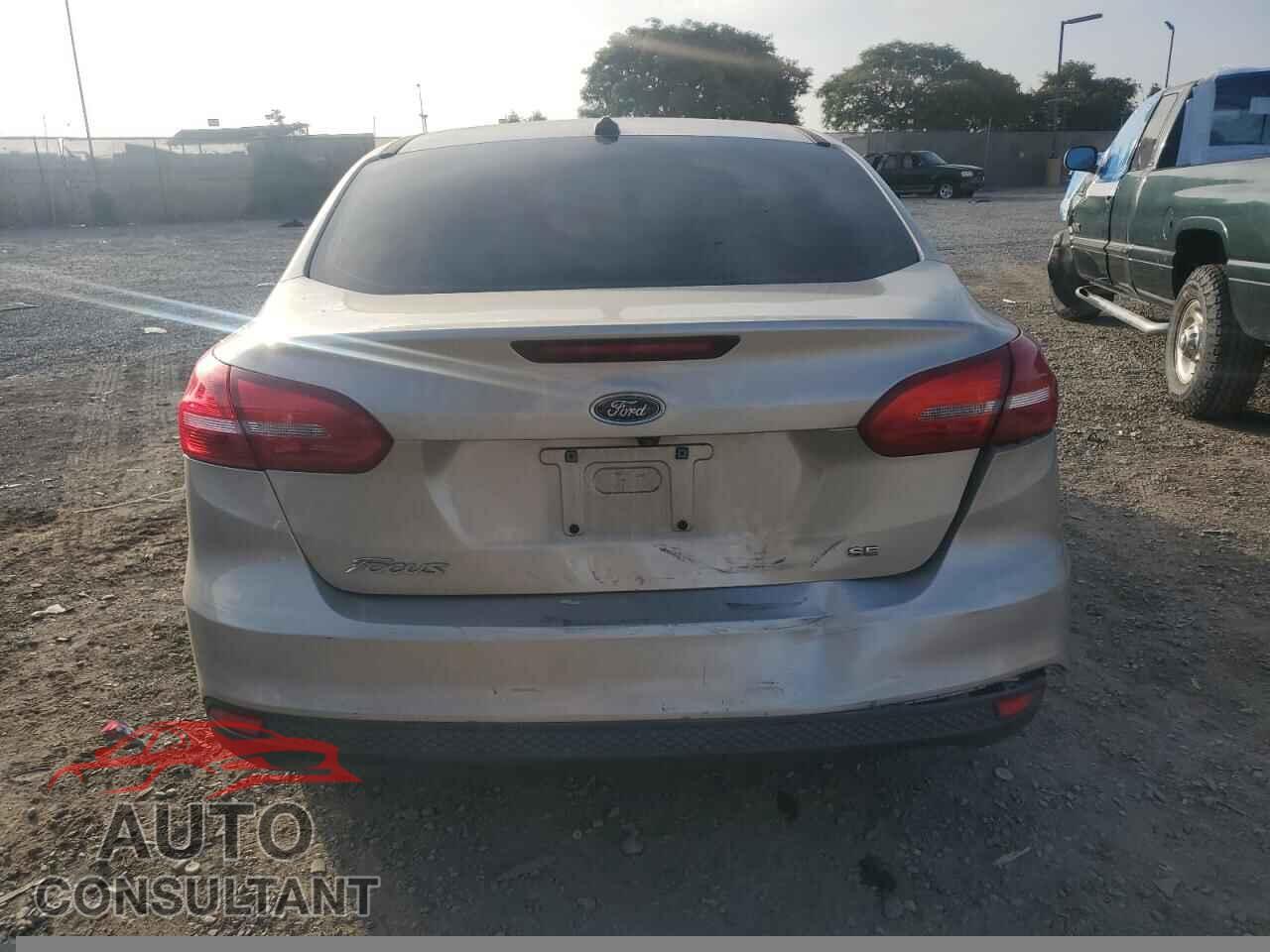 FORD FOCUS 2017 - 1FADP3F27HL296769