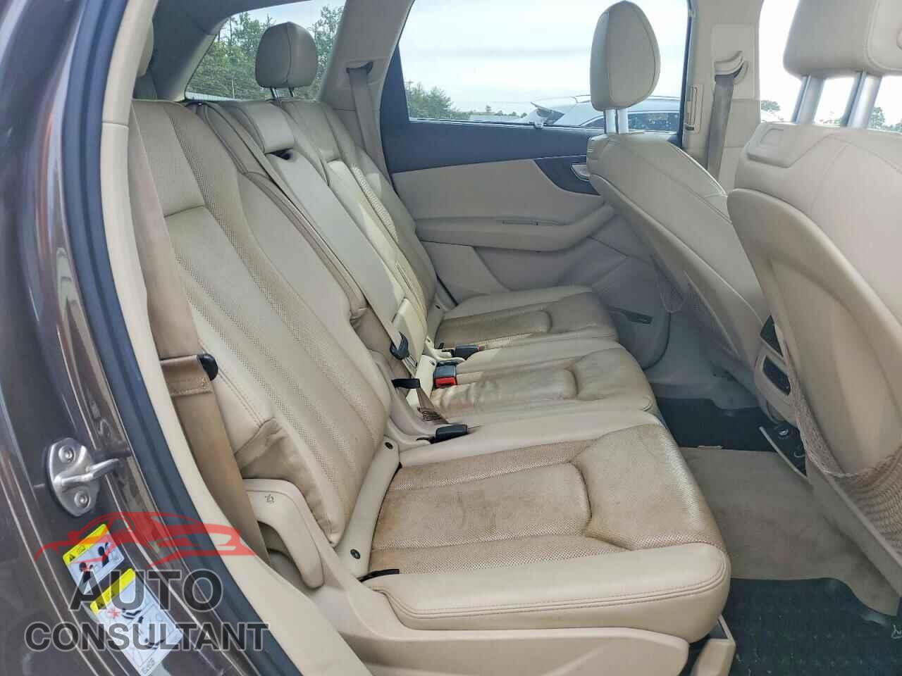 AUDI Q7 2017 - WA1LABF75HD058601