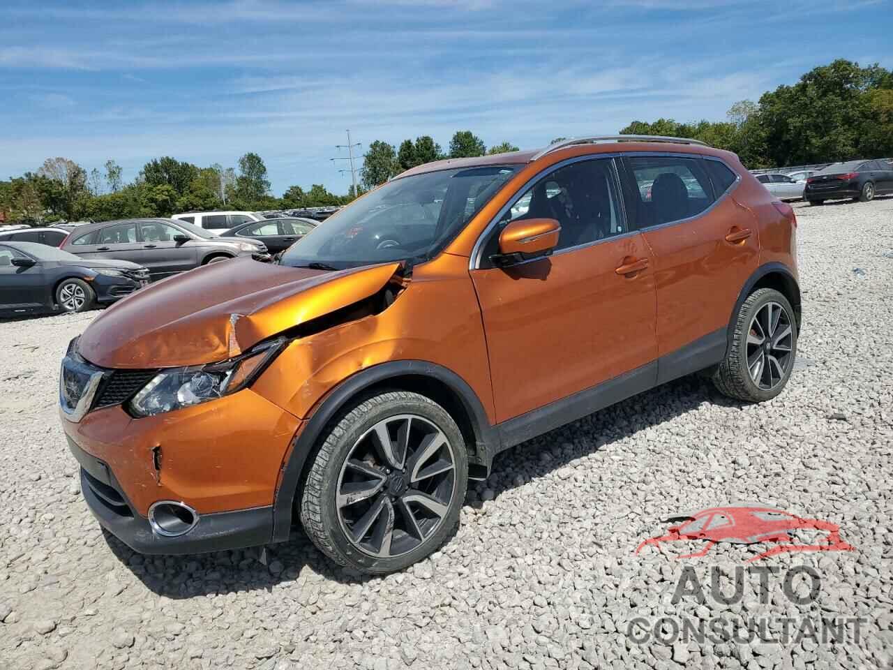 NISSAN ROGUE 2017 - JN1BJ1CR8HW106973