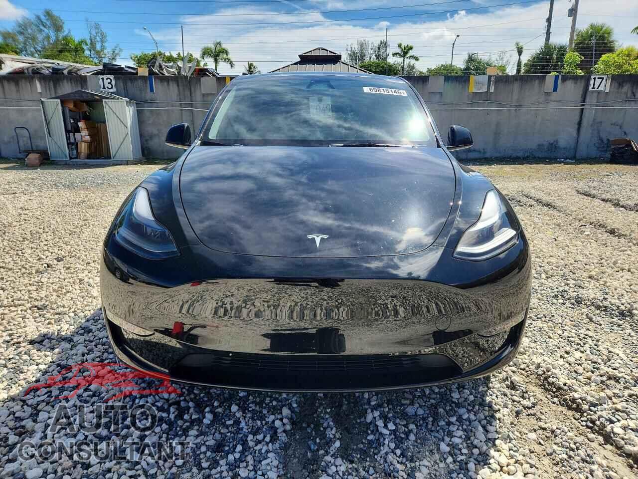 TESLA MODEL Y 2024 - 7SAYGDED3RF092465