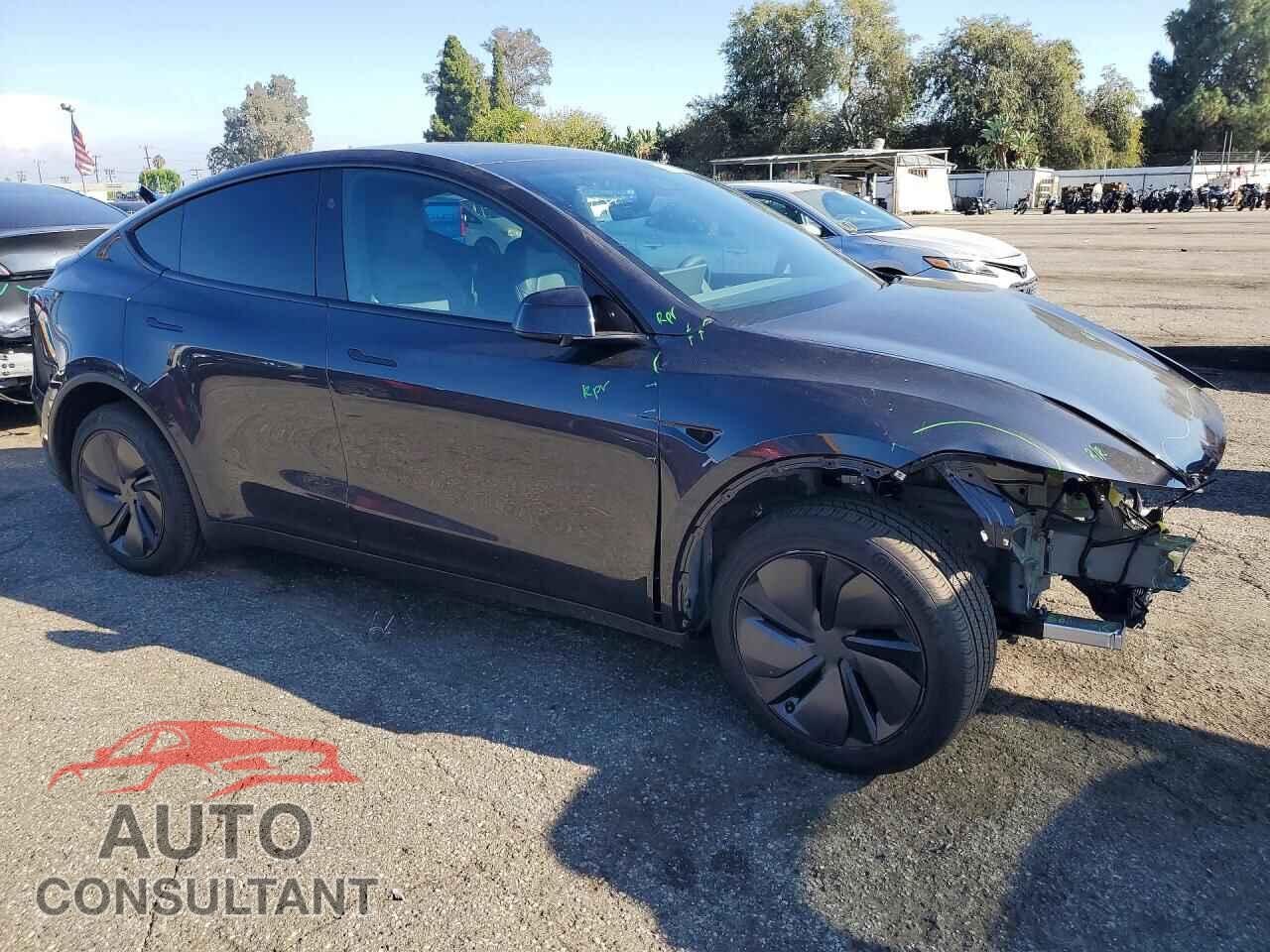 TESLA MODEL Y 2026 - 7SAYGDED1TF630720