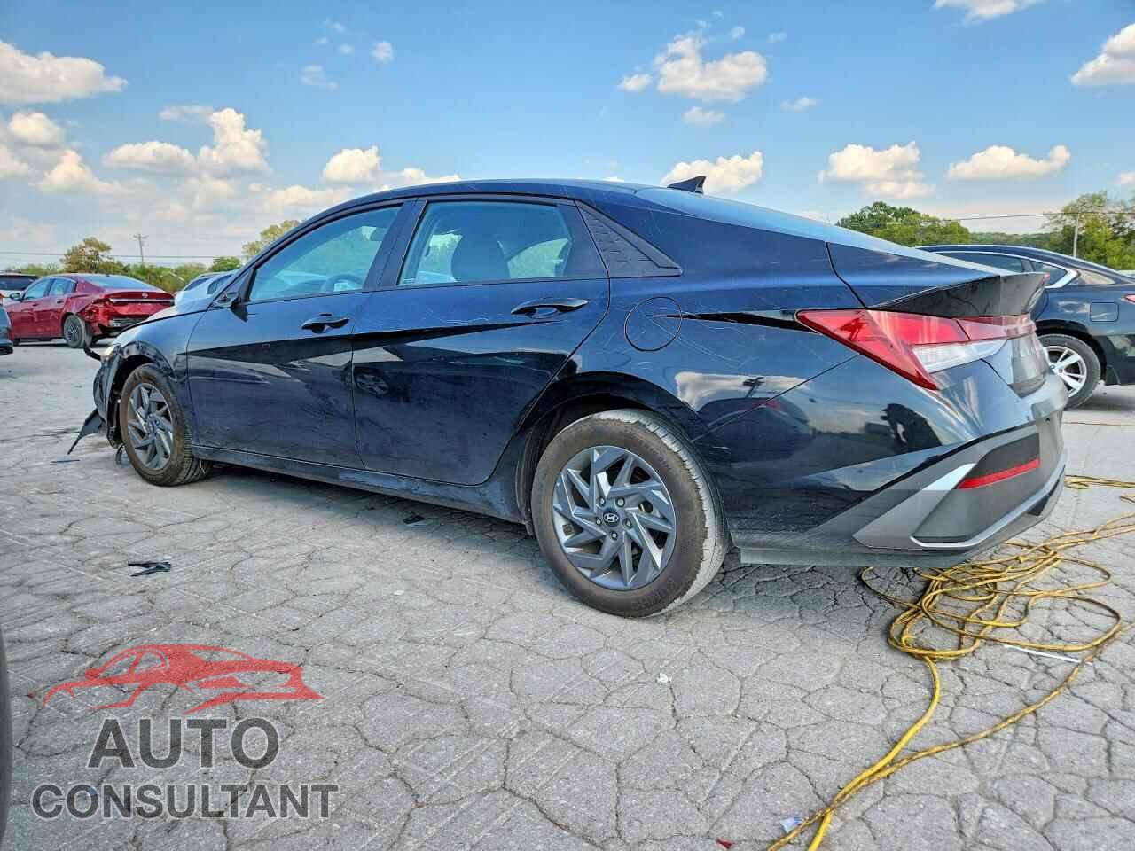 HYUNDAI ELANTRA 2024 - KMHLM4DG8RU833031