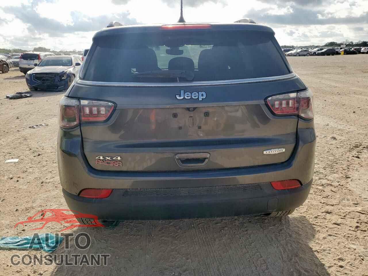 JEEP COMPASS 2018 - 3C4NJDBB5JT282178
