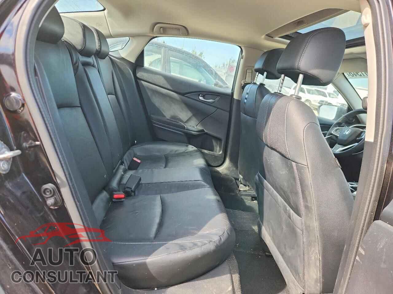 HONDA CIVIC 2016 - 2HGFC2F74GH014833