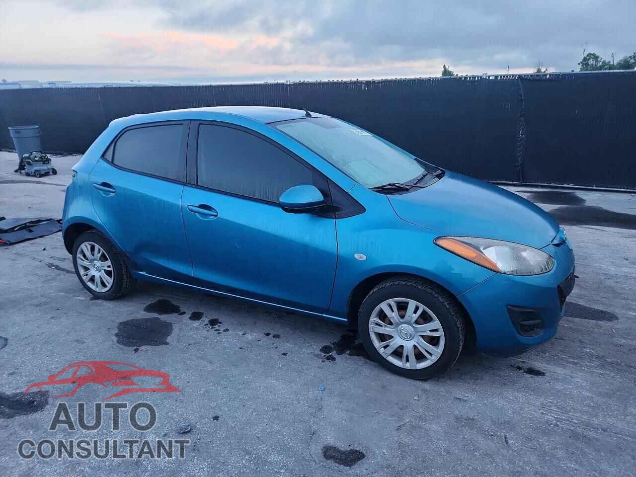 MAZDA 2 2011 - JM1DE1HZ7B0120537