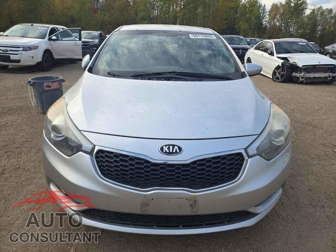KIA FORTE 2015 - KNAFX4A67F5268066