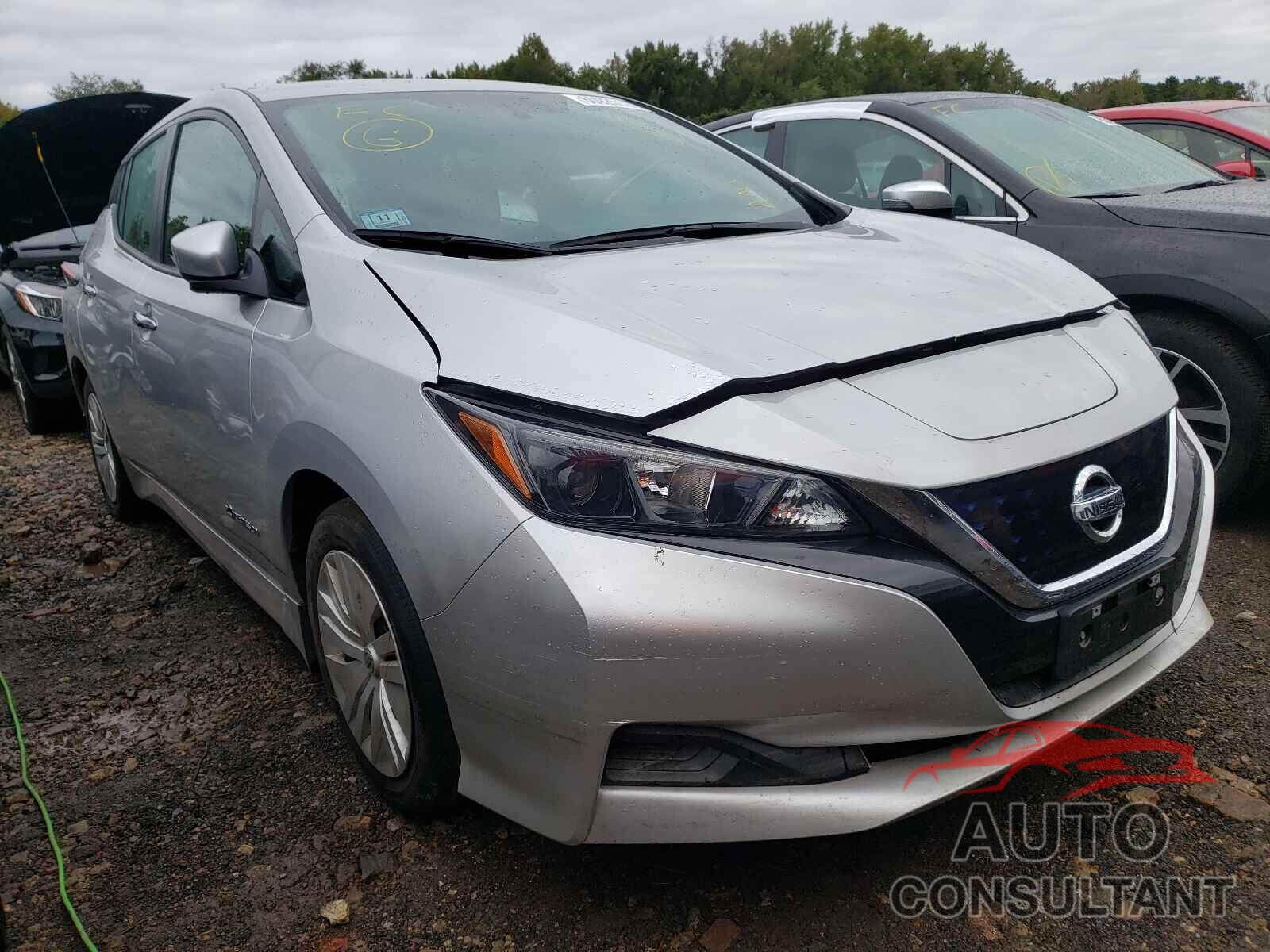 NISSAN LEAF 2018 - 1N4AZ1CP4JC315110