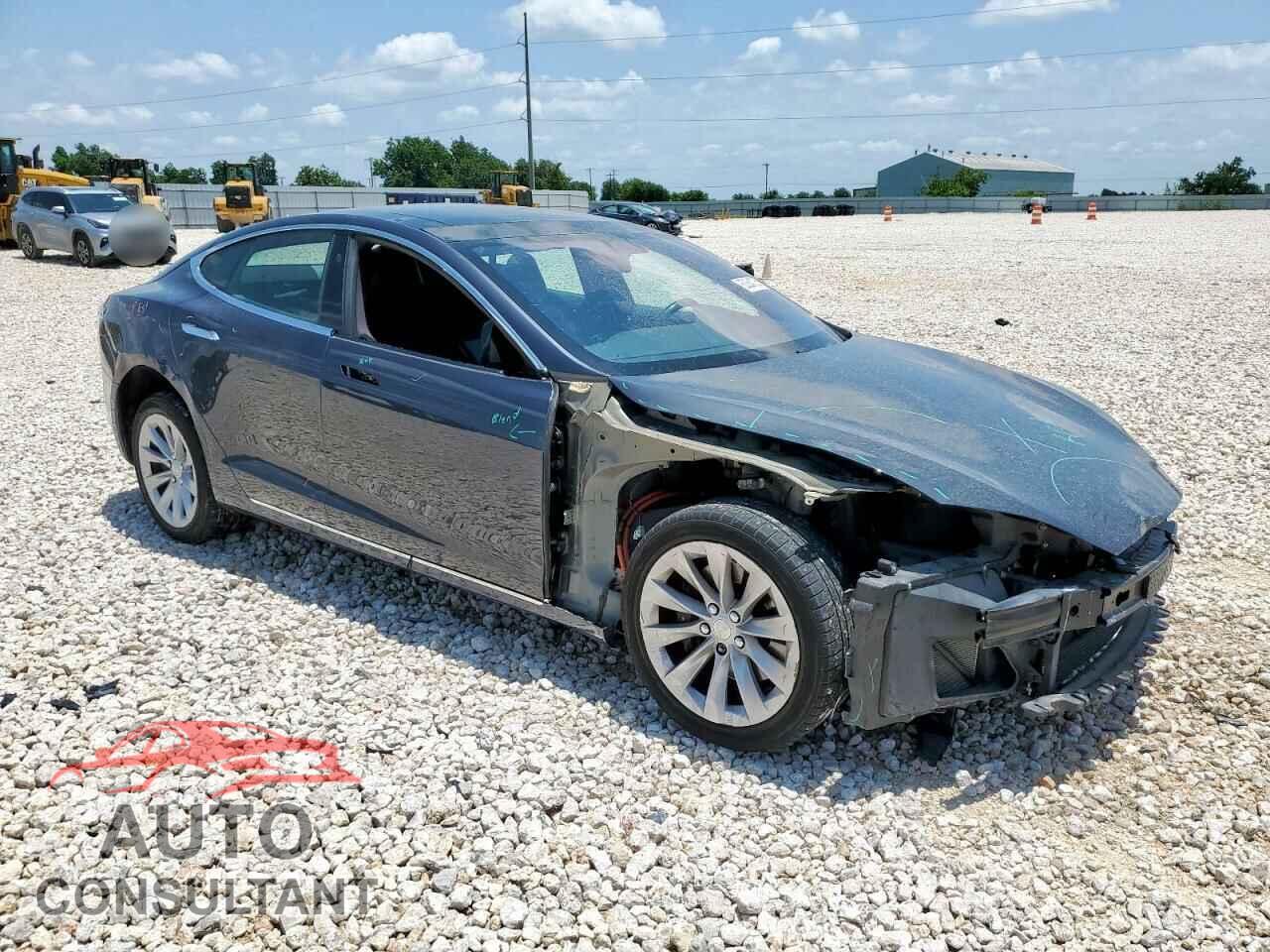 TESLA MODEL S 2017 - 5YJSA1E15HF223354