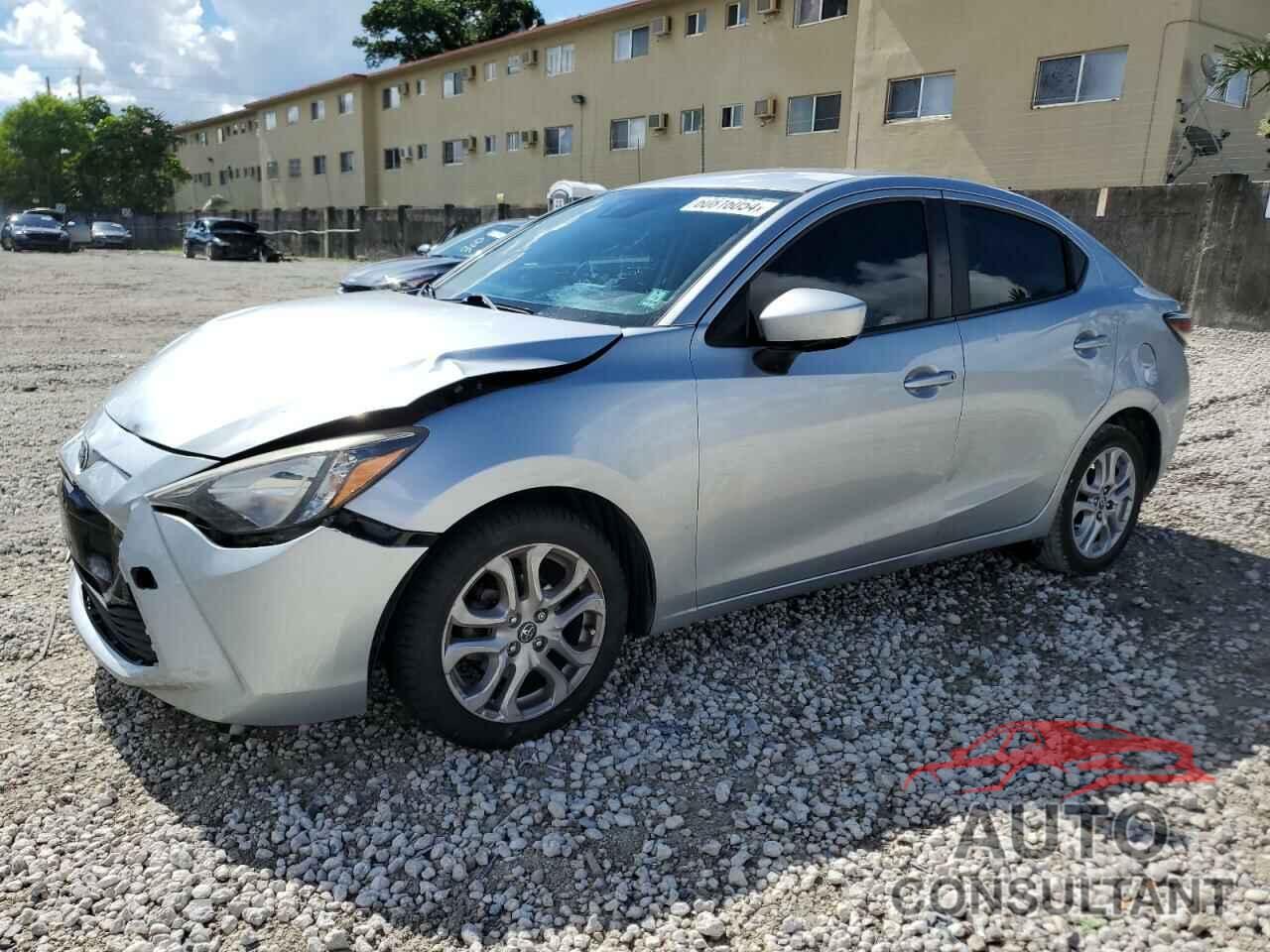 TOYOTA YARIS 2017 - 3MYDLBYV0HY170298